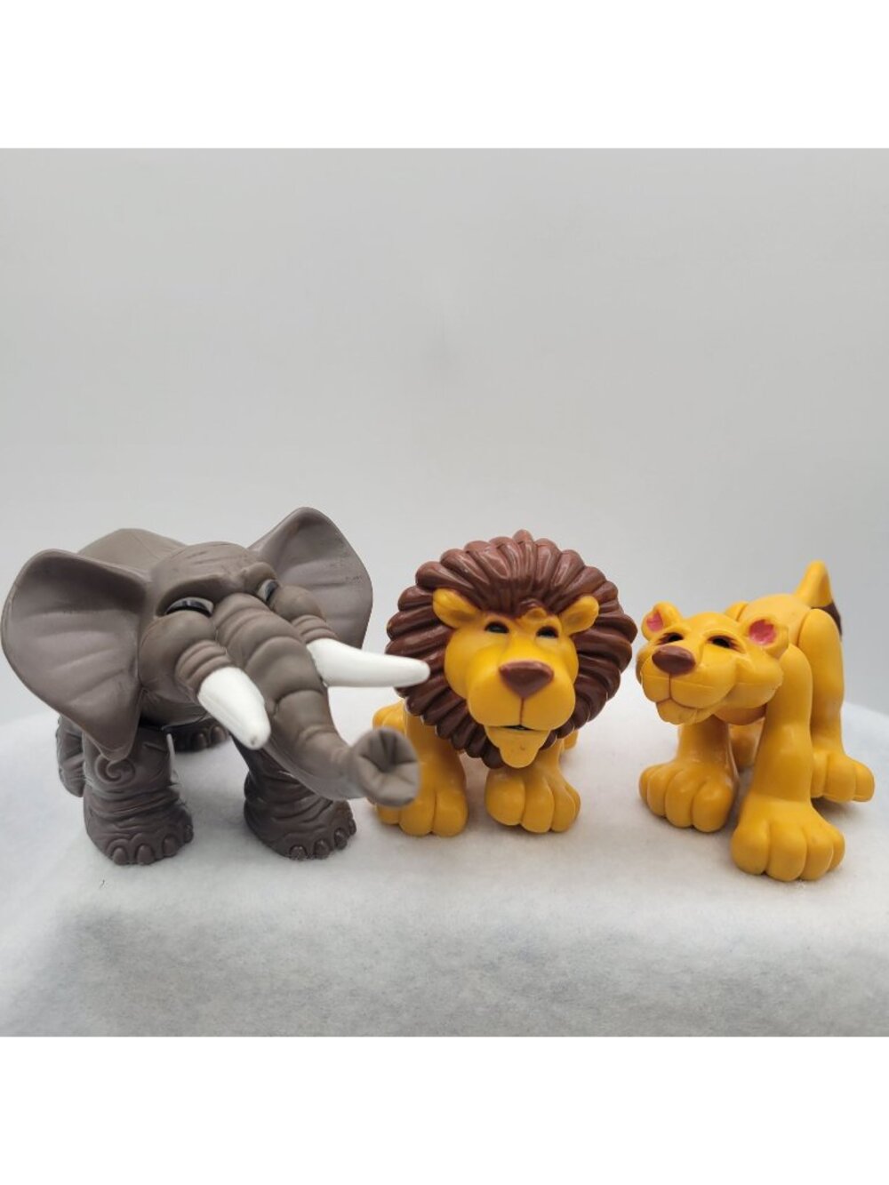 Fisher Price Animal Families LIONS & ELEPHANT Figures Jointed Vintage 1995